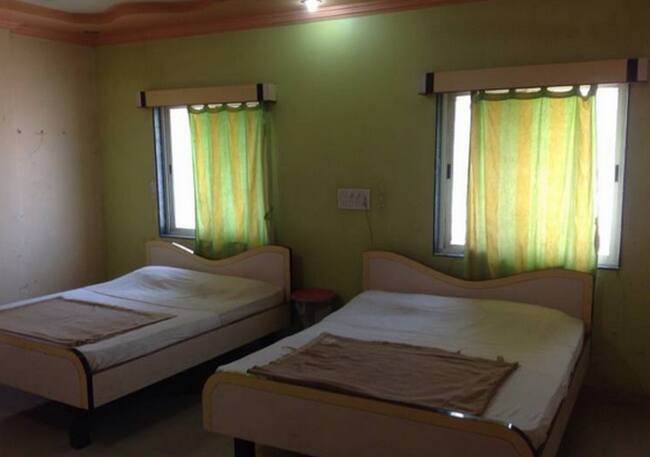 Rangraj Lodge, Osmanabad 4
